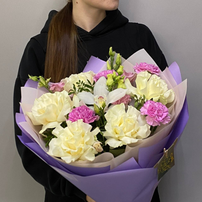 photo_5420383465427302898_y