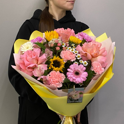 photo_5420383465427302891_y