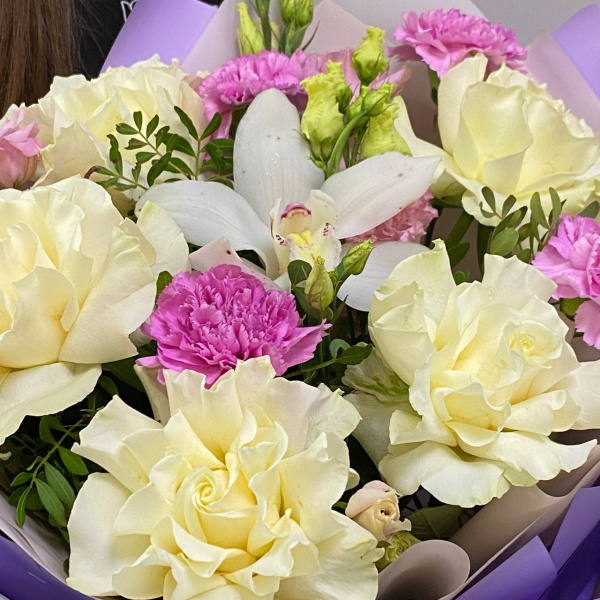 photo_5420383465427302897_y