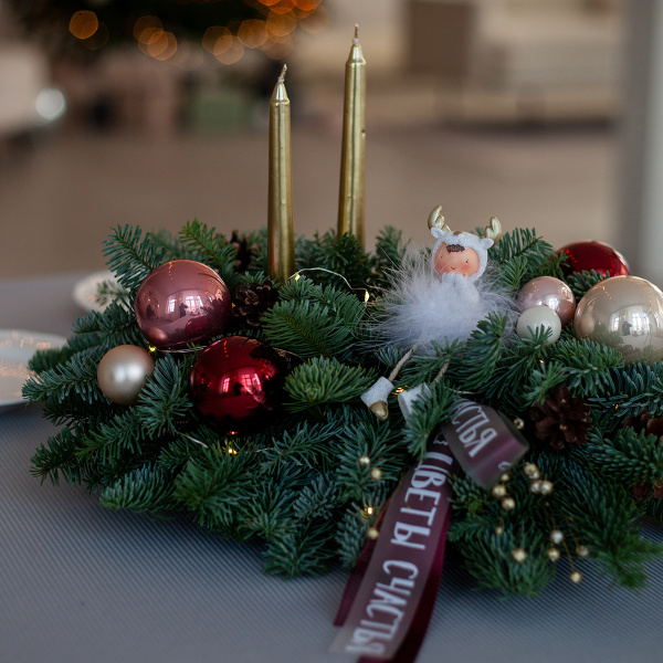 композиция на стол